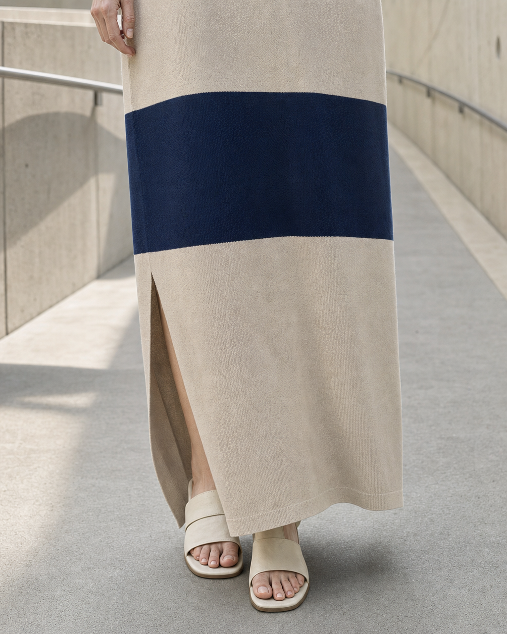Casual Beige And Navy Knit Colorblock Stand-collar Half-zip Long-sleeve Maxi Dress MVA002390AA