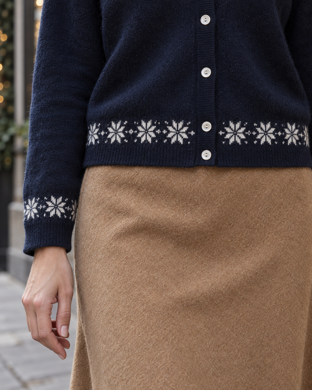 Elegant Navy Knit V-neck Long-sleeve Snowflake Jacquard Trim Button-front Cardigan MVA004120AA